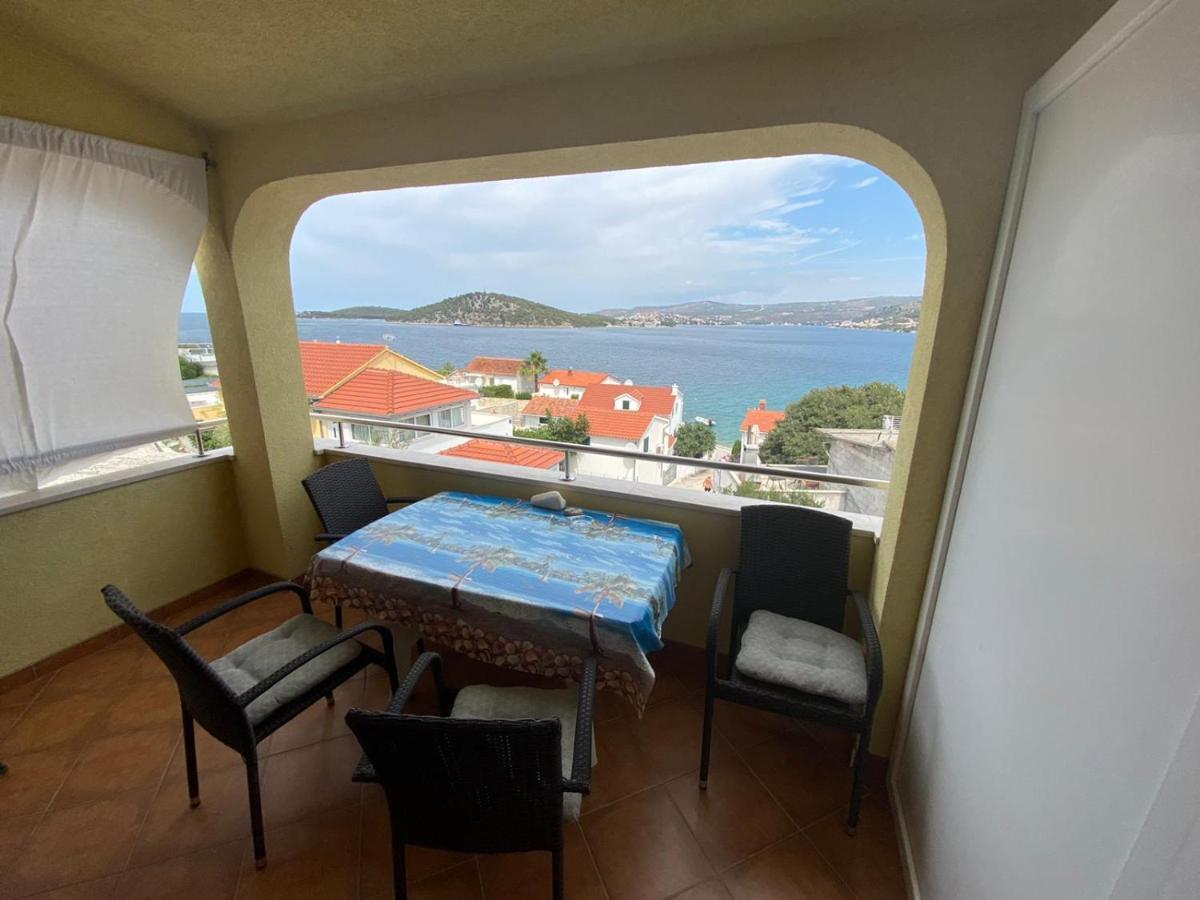 Apartments Viktor Rogoznica  Bagian luar foto