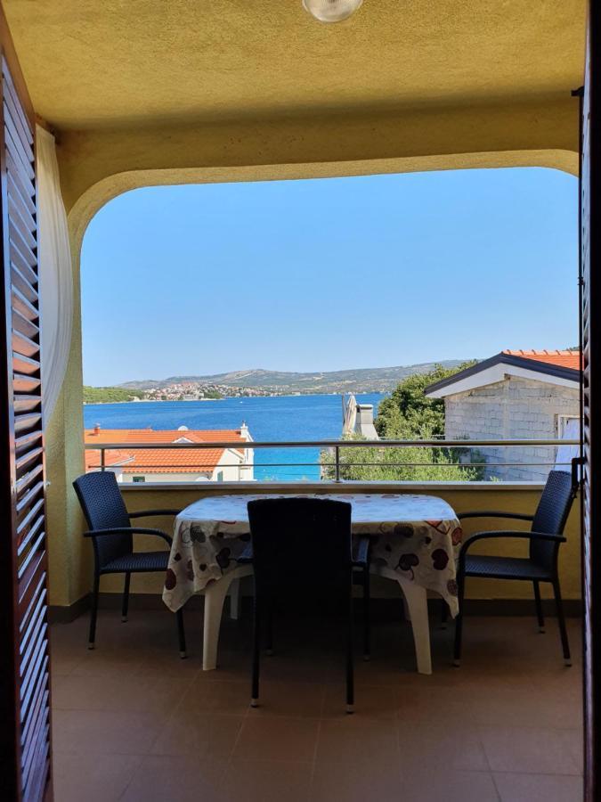 Apartments Viktor Rogoznica  Bagian luar foto