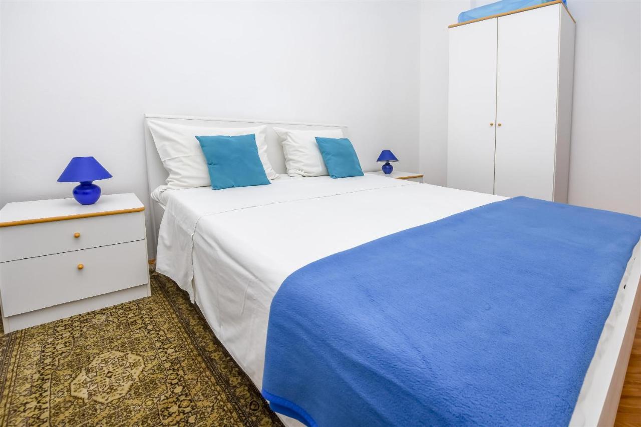 Apartments Viktor Rogoznica  Bagian luar foto